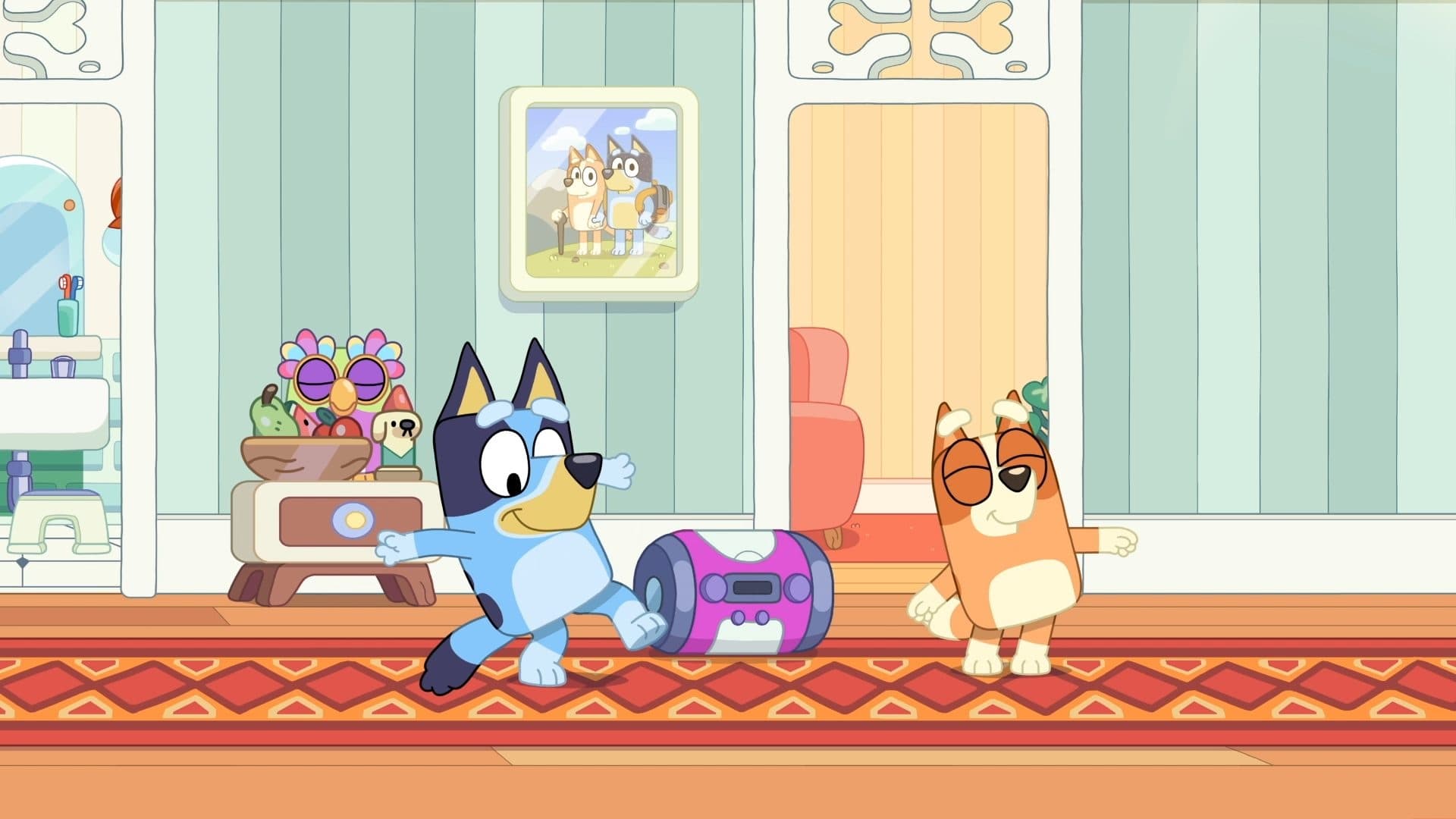 Still from Bluey episode Bonus Bits - Lollipop Song